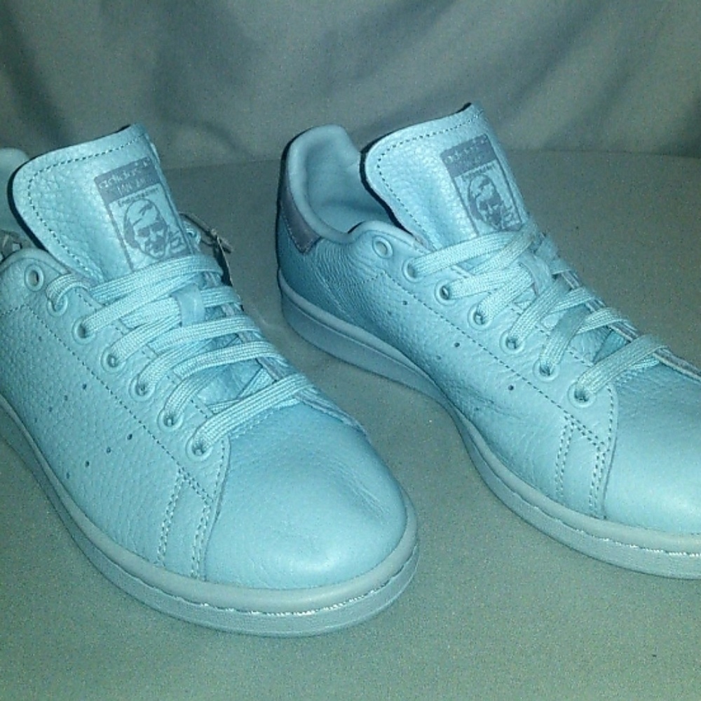New commerative Stan Smith Adidas